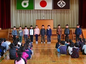 042.jpg